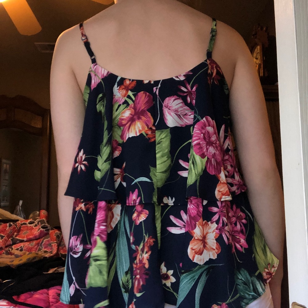 Boutique Ruffle Top - Picture 3 of 4